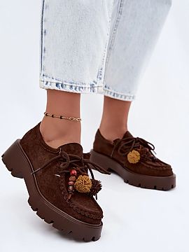 Pantofi sport cu platformă Step in style  Botine pentru femei din imitație de catifea sunt o propunere elegantă pentru femeile care apreciază detaliile originale și confortul în