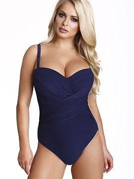 Costum de baie întreg Barontex  Costumul monocrom a fost creat special pentru doamnele care caută un model de subțiere. Tăietura sa clasică vă permite să vă simțiț