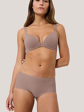Sutien întărit Triumph  Sutienul cu burete Body Make-Up Illusion 10217848-00ZE este un model care oferă susținere excelentă și modelare naturală a sânului. Co