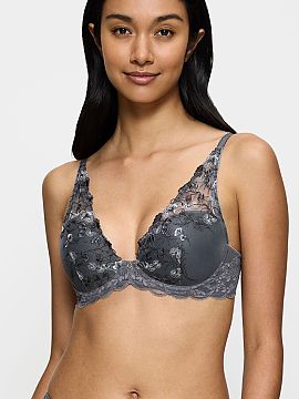 Sutien întărit Triumph  Sutienul cu armatură Sensual Spotlight WP 10219831-00DK este un model care combină armonios estetica cu funcționalitatea. Partea central�
