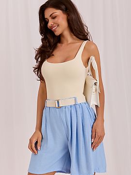 Pantaloni scurţi Rue Paris  Șorturile de plajă pentru femei sunt un model confortabil și universal, care se potrivește atât pentru ziua de zi, cât și pentru vaca