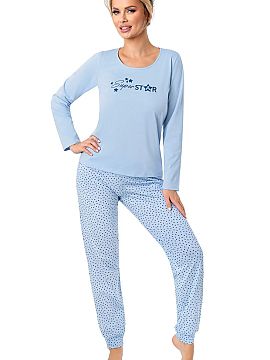 Pijama Donna  Pijama de damă lungă Star din bumbac în culoarea albastră este o combinație de confort, materiale naturale și un stil subtil și femin