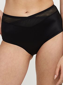 Chiloţi Triumph  Chiloti maxi True Shape Sensation 10162228 de culoare neagra sunt un model de lenjerie modelatoare, care corecteaza delicat silueta si raman
