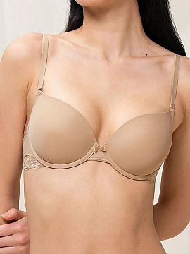 Push-up Triumph  Sutien push-up Lovely Micro WHUM 10186624 de la marca Triumph este o propunere pentru femeile care își doresc o combinație de confort, fu