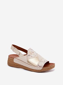 Sandale cu talpă tip pană Step in style