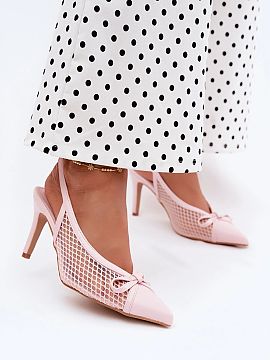 Sandale cu toc Step in style  Sandale cu plasă pentru femei sunt o propunere elegantă și feminină pentru femeile care iubesc accesorii moderne și spectaculoase. Part