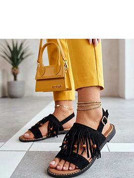 Sandale Solea  Sandale elegante cu toc plat sunt o propunere ideală pentru femeile care apreciază confortul, ușurința și detaliile originale. Partea s