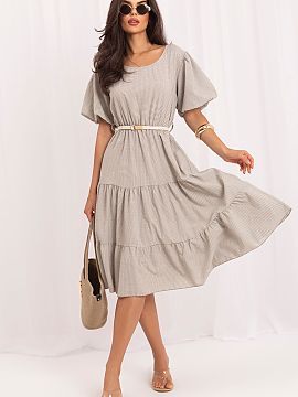 Rochie de zi Italy Moda  Rochie de vara pentru femei cu croiala evazata este o propunere ideala pentru tinutele de zi cu zi. Modelul clasic in carouri ii confera un 