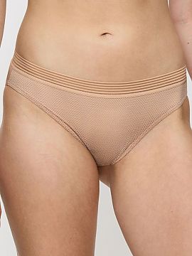 Chiloţi Triumph  Infinite Sensation Tai 10189946 de la Triumph este o combinație unică de confort, stil feminin și detalii moderne. Modelul se remarcă pr