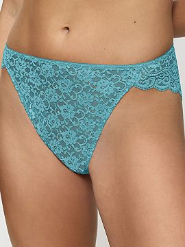 Chiloţi Triumph  Chilotul Amourette Highleg Tai 10219109-1597 este o combinație de eleganță, confort și o potrivire perfectă. Croiala cu picioarele tăi