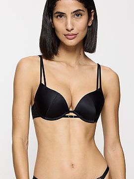 Push-up Triumph  Sutienul push-up Crazy Stupid Love 10222374-3349 este un model senzual care subliniază frumos bustul, oferind în același timp susținerea