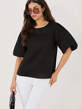 Bluză Italy Moda  Bluza elegantă cu caracter universal este o propunere stilată ideală pentru ziua de zi, la birou și pentru ocazii mai elegante. Modelul 