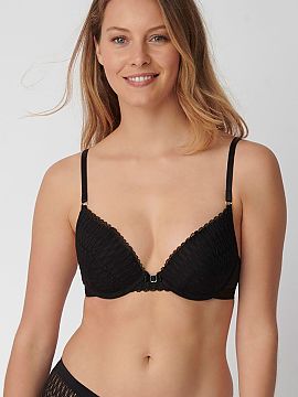 Push-up Triumph  Sutien push-up din seria Aura Spotlight 10207982 este un model elegant ce combină un aspect rafinat cu confortul purtării zilnice. Acoperi