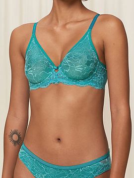Soft Triumph  Sutienul cu dantelă Amourette Charm T W02 10214458 în eleganta culoare turcoaz combină stilul feminin cu confortul purtării. Modelul cu 