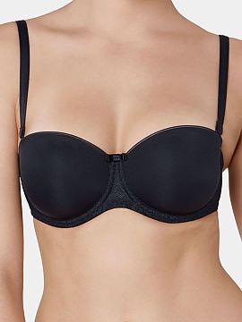 Sutien întărit Triumph  Sutien elegant Beauty-Full Essential WDP 10167794 cu balene este o combinație excepțională de satin și dantelă, care oferă un aspect f