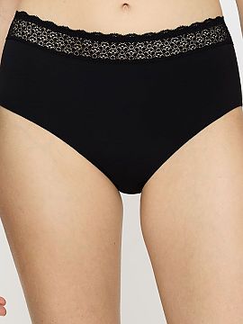 Chiloţi Triumph  Figi Feel of Modal 10214399 este o combinație deosebită de moalețe, confort și finisaj elegant. Realizate din modal delicat, acestea imp