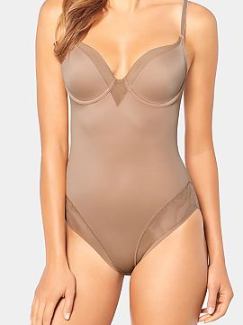 Corset Triumph  Modelul de corp True Shape Sensation BSWP 10193438 este soluția perfectă pentru femeile care doresc să-și sublinieze silueta, fără a r