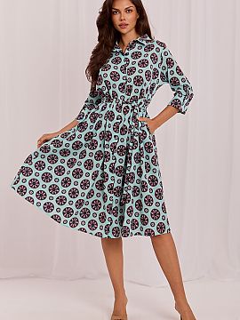 Rochie de zi Lakerta  Rochia midi evazată este o propunere pentru femeile care apreciază eleganța combinată cu confortul. Realizată dintr-un material de îna