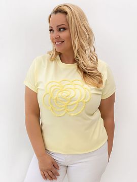 T-shirt marime plus Relevance  Tricou pentru femei de mărime mare este o propunere ideală pentru femeile care apreciază confortul, libertatea și un aspect modern și f