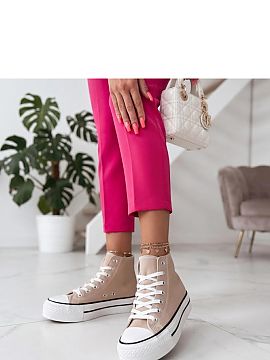 Adidași cu platformă Solea  Înalt tricouri pe platformă sunt o propunere elegantă pentru femeile care își doresc să îmbine confortul cu aspectul la modă. Modelu