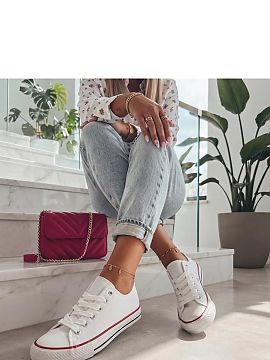 Tenişi Solea  Tenisii sportivi cu șireturi sunt un model atemporal, care se potrivește perfect în ținutele de zi cu zi. Designul lor clasic, împreun�