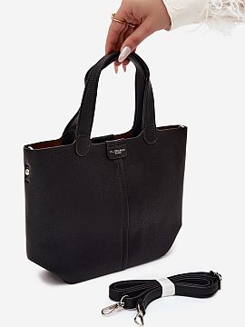 Poşetă de zi Step in style  Geanta din imitație de piele este un accesoriu elegant cu un model clasic, care se potrivește perfect în multe stilizări. Aspectul atemp