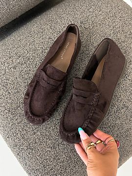 Mocasini Step in style  Mocasini pentru femei din piele ecologică sunt un model atemporal pe care îl poți asorta ușor la diferite stilizări. Croiala simplă a 
