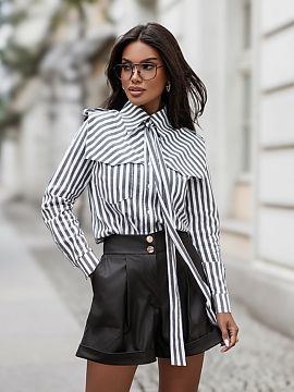 Cămaşă cu mânecă lungă LaBalancia  Cămașa MILO este o alegere perfectă pentru cei care apreciază eleganța și confortul. Această propunere clasică se potrivește perfec