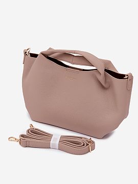 Poşetă de zi Step in style  Geanta eleganta realizata din imitatie de piele de inalta calitate este un accesoriu elegant si functional, care completeaza perfect orice t