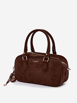 Poşetă de zi Step in style  Micuța geantă de damă tip servieta, realizată din piele ecologică de catifea, este un accesoriu modern și elegant, perfect pentru ziua