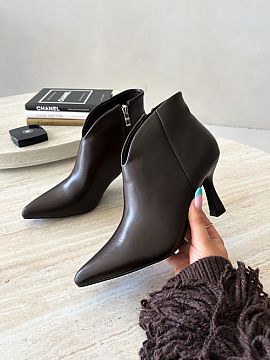 Botine cu toc Step in style
