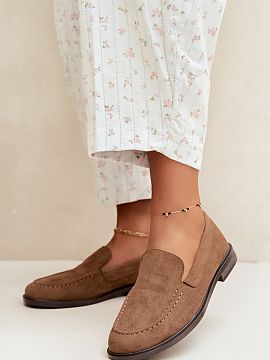 Loafers Step in style  Loafersle pentru femei din piele ecologică sunt o propunere clasică care se potrivește în multe ținute de zi cu zi. Finisajul moale din