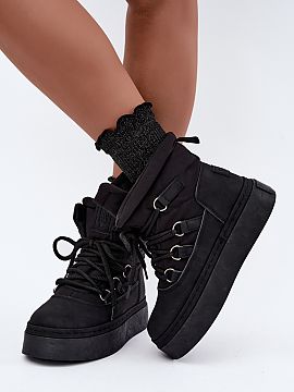 Moon boots Step in style  Bocanci de zăpadă pentru femei de la marca Big Star. Modelul cu design înfășurat facilitează îmbrăcarea rapidă, iar șireturile sup