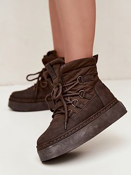 Moon boots Step in style  Bocanci de zăpadă pentru femei de la marca Big Star. Croiala tip șosetă facilitează încălțarea rapidă, iar șireturile suplimentare