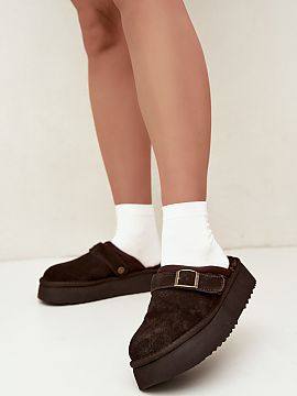 Moon boots Step in style  Puneți accent pe stilul de iarnă într-o manieră originală cu cizmele de zăpadă pentru femei realizate din piele naturală de catifea.