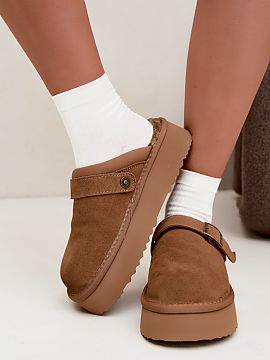 Moon boots Step in style  Alege un stil de iarnă într-o variantă originală cu cizme de zăpadă pentru femei din piele naturală de catifea. Talpa groasă le conf