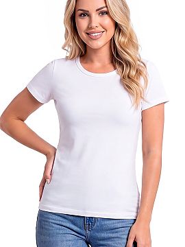 Bluză Donna  Bluza pentru femei 107 este un model universal, care îmbină croiala clasică cu confortul zilnic. Realizată din material elastic compus d