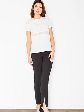 Pantaloni de damă Figl  Pantaloni de damă cu croială dreaptă. Pantaloni cu fermoar lateral. În partea de jos a picioarelor cu fante. <Compoziție: 30% viscoză,
