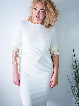 Rochie marime plus Jersa  Rochie simplă cu mâneci 3/4, cu fermoar și căptușită. Perfect pentru multe ocazii.