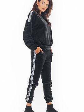Pantaloni de trening awama