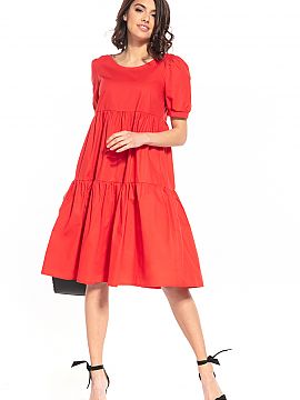 Rochie de zi Tessita  Rochie midi cu decolteu tip barcă și mâneci scurte tip bufet.






