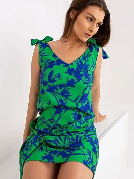 Top Rue Paris  Top cu croială dreaptă și decolteu în V. Curele din partea de sus cu legături decorative. Perfect pentru multe ocazii.