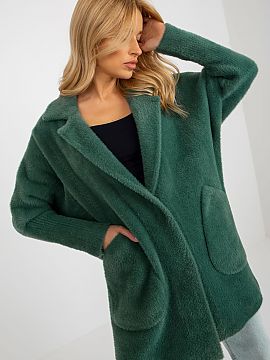 Palton MBM  Palton de damă cu închidere prin presare și buzunare glisante. Perfect pentru toamnă și nu numai.