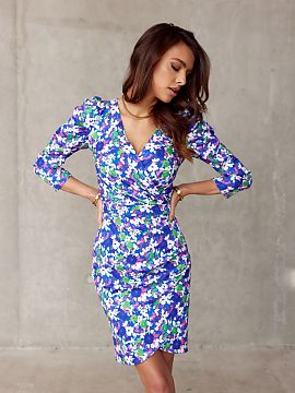 Rochie de zi Roco Fashion  Rochia suprapusă este confecționată dintr-o țesătură moale și tactilă, care va asigura confortul celor mai pretențioase femei. Roch