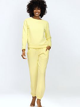 Completă DKaren  Hanorac cu mânecă lungă Venezia fără glugă. Este confecționat din material neted și plăcut. Nu are fermoar și nu are buzunare. Des