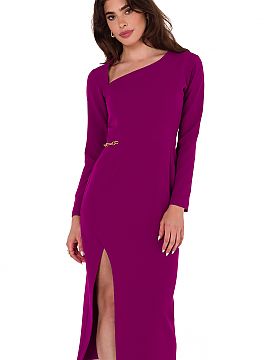 Rochie de seară Makover  Această rochie unică impresionează prin croiala originală și asimetrică. Lungimea midi îi conferă o expresie elegantă, perfectă pe